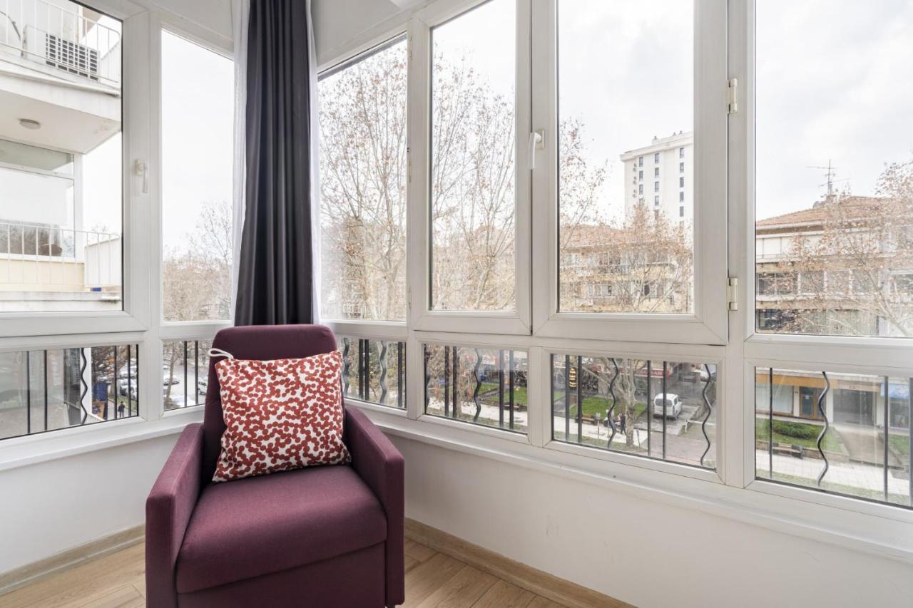 Specious And Stylish Near Bagdat Street With Excellent Location In Kadikoy Istanbul